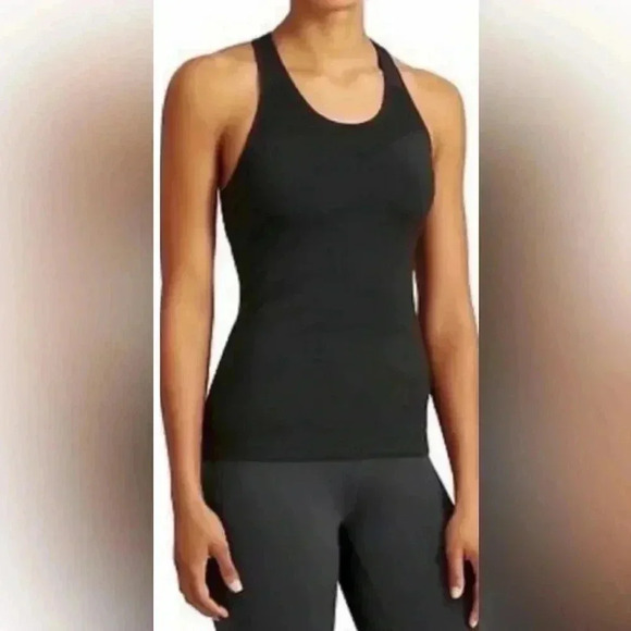 Athleta Spiral Support Top Black Workout Tank Built In Bra Size Medium - Picture 1 of 7